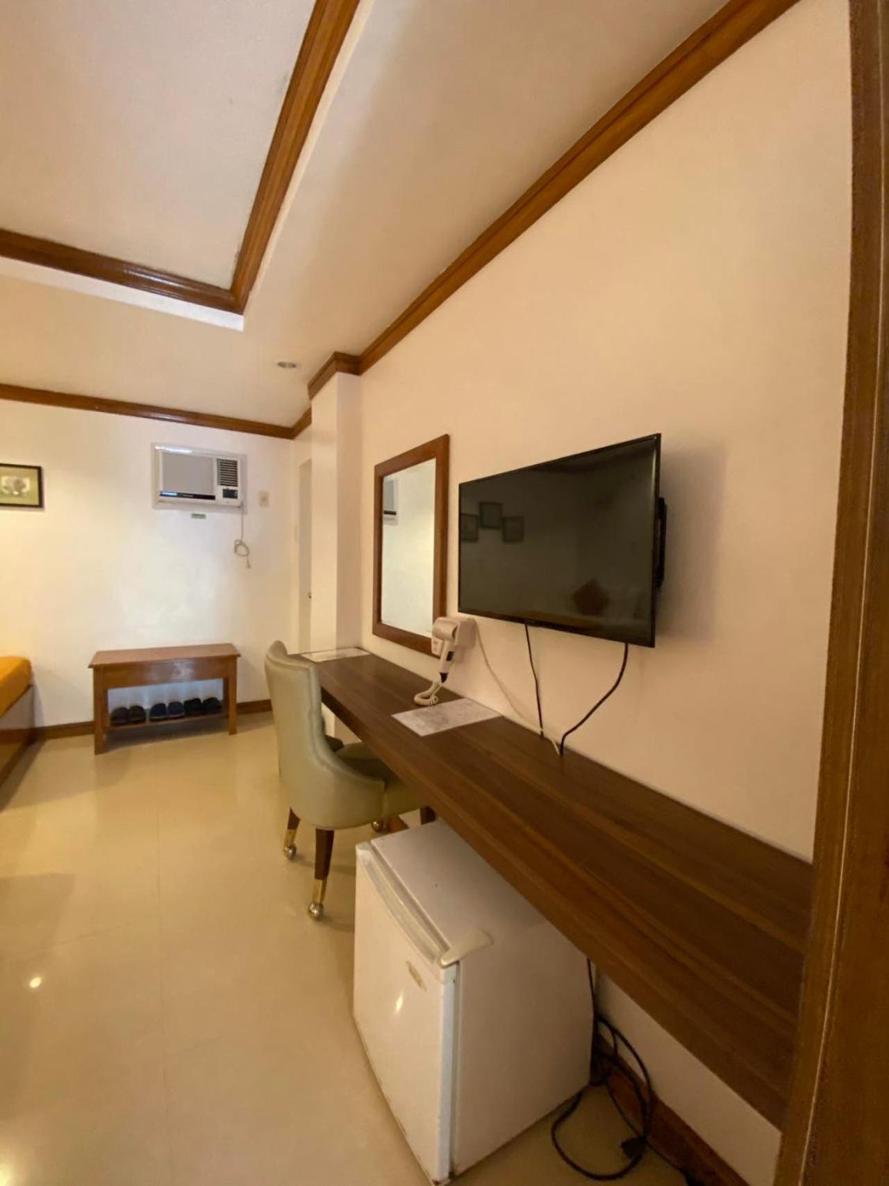 Grand Boracay Resort By Tripzyfun Boracay Island Extérieur photo